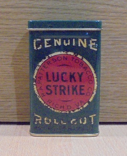 Lucky strike sigarette - lucky,